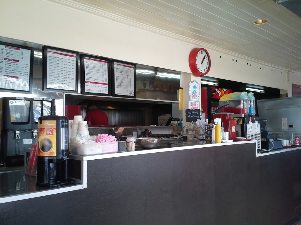 Casse-Croute Chez Lizon | 420 QC-273, Saint-Apollinaire, QC G0S 2E0, Canada | Phone: (418) 881-3063