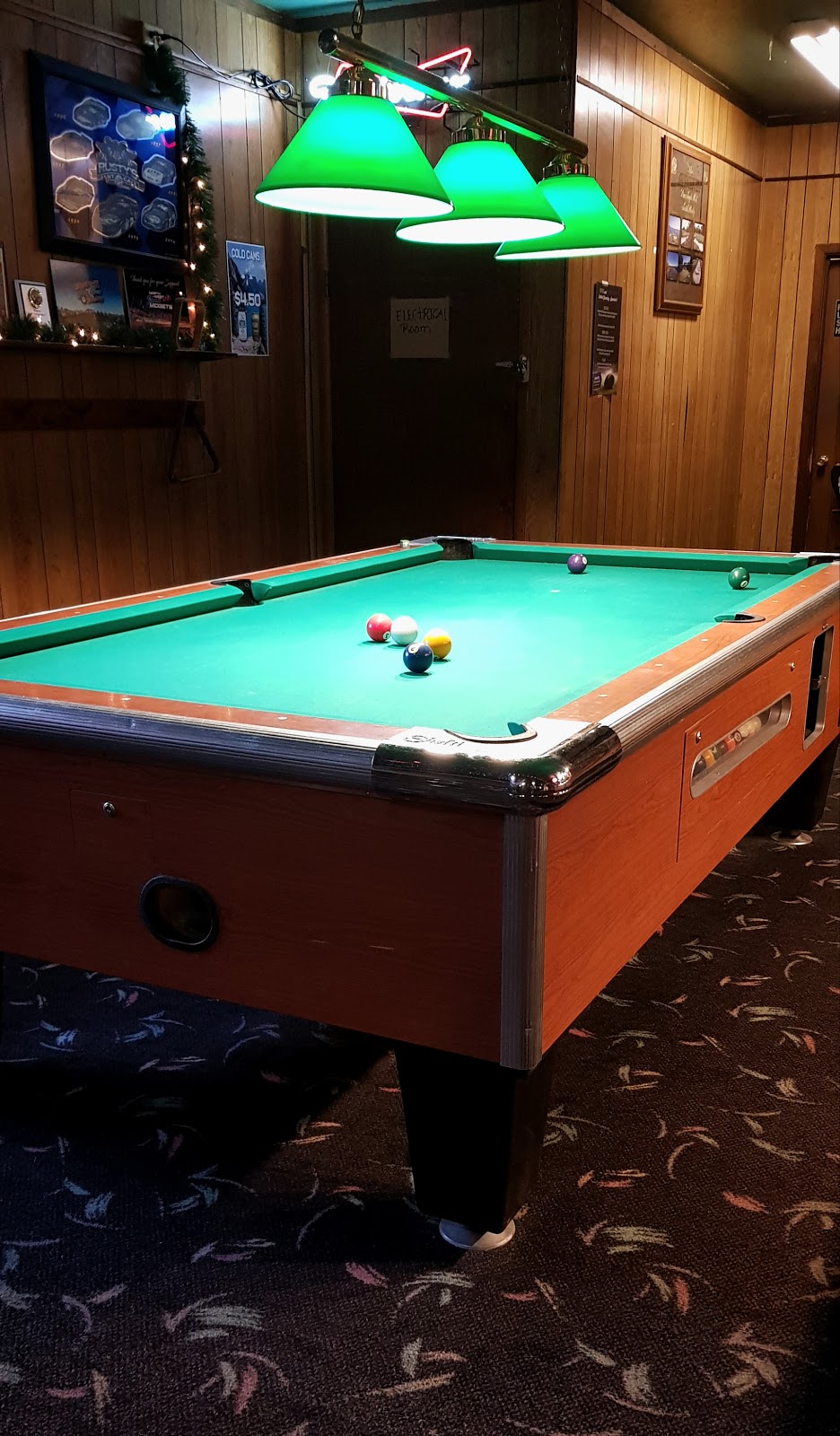 Alger Bar & Grille | 1758 Old Hwy 99 N, Bellingham, WA 98229, USA | Phone: (360) 724-3291