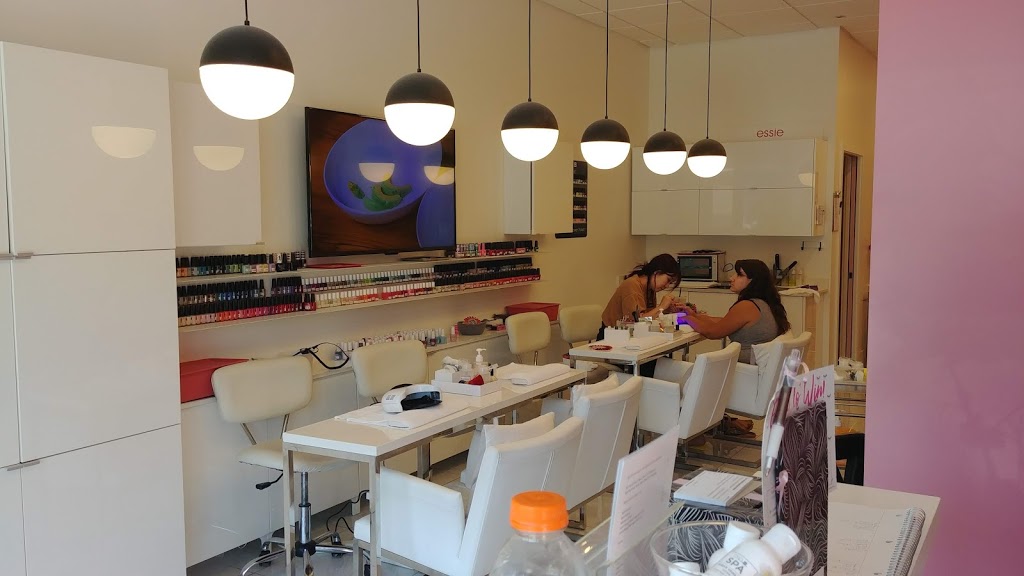 Fresh Nail Bar | 2635 Barnet Hwy, Coquitlam, BC V3E 1K9, Canada | Phone: (604) 474-1858