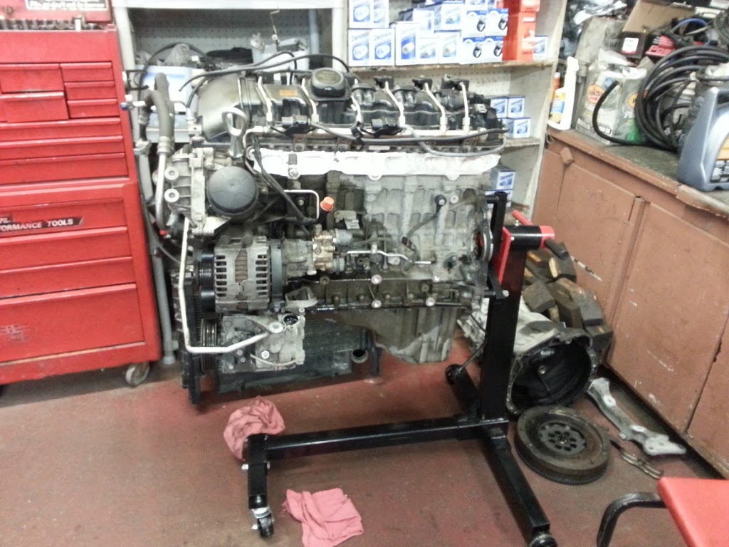 KD Auto Service | 1056 Old Derry Rd, Mississauga, ON L5W 1A1, Canada | Phone: (905) 564-0855