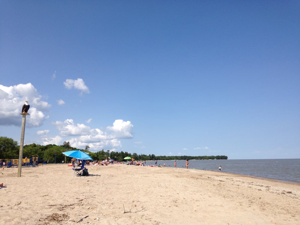 Beach Boy Restaurant | 70 1 Ave, Gimli, MB R0C 1B0, Canada | Phone: (204) 642-7560