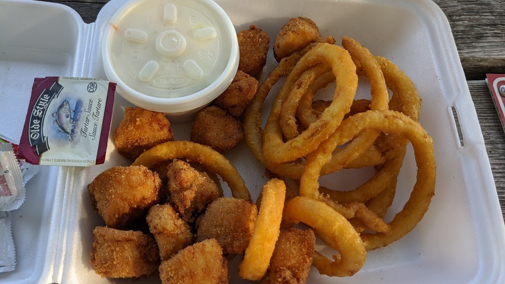 Chez Leo Restaurant | 3868 NB-134, Shediac Bridge, NB E4R 1V2, Canada | Phone: (506) 532-4543
