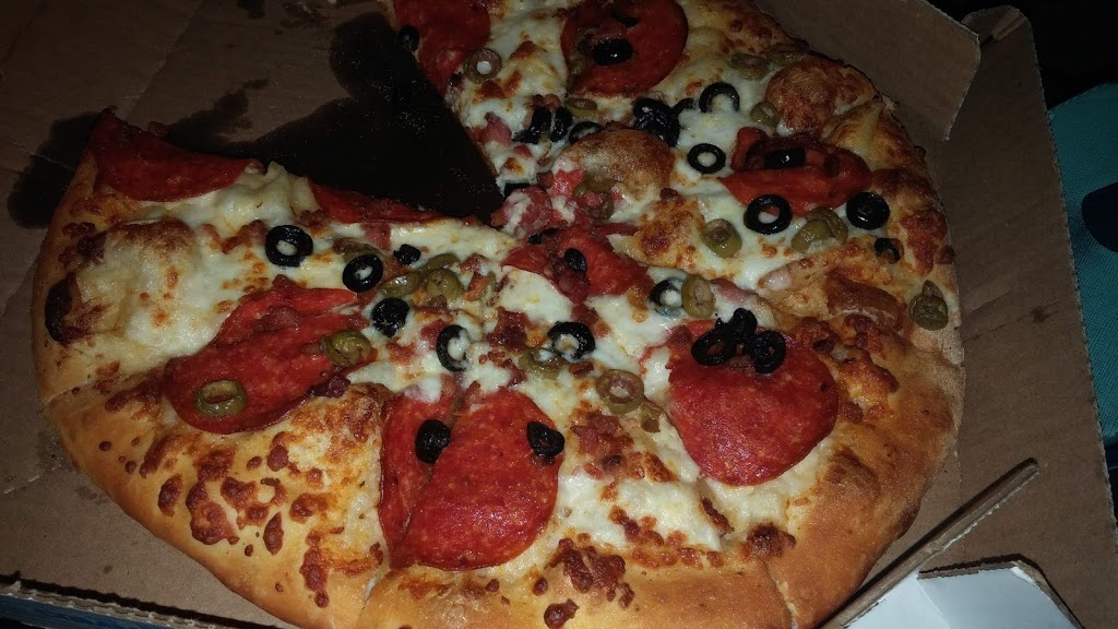 Dominos Pizza | 527 Broadway, Tillsonburg, ON N4G 3S8, Canada | Phone: (519) 688-3000