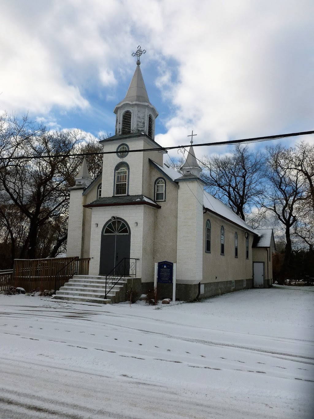 St. Stanislaus Kostka Church | 702 Old Henderson Hwy, East Selkirk, MB R0E 0M0, Canada | Phone: (204) 482-4197