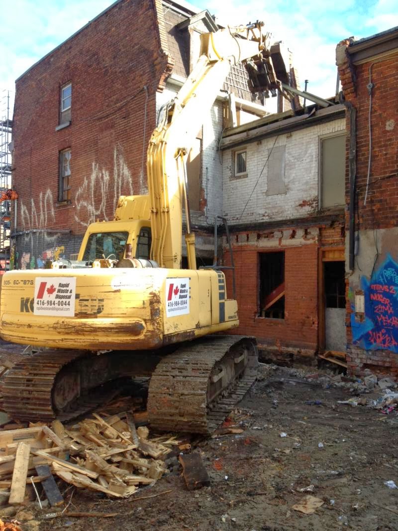 Rapid Waste & Disposal | 34 Leading, Etobicoke, ON M9V 3S9, Canada | Phone: (416) 984-0044