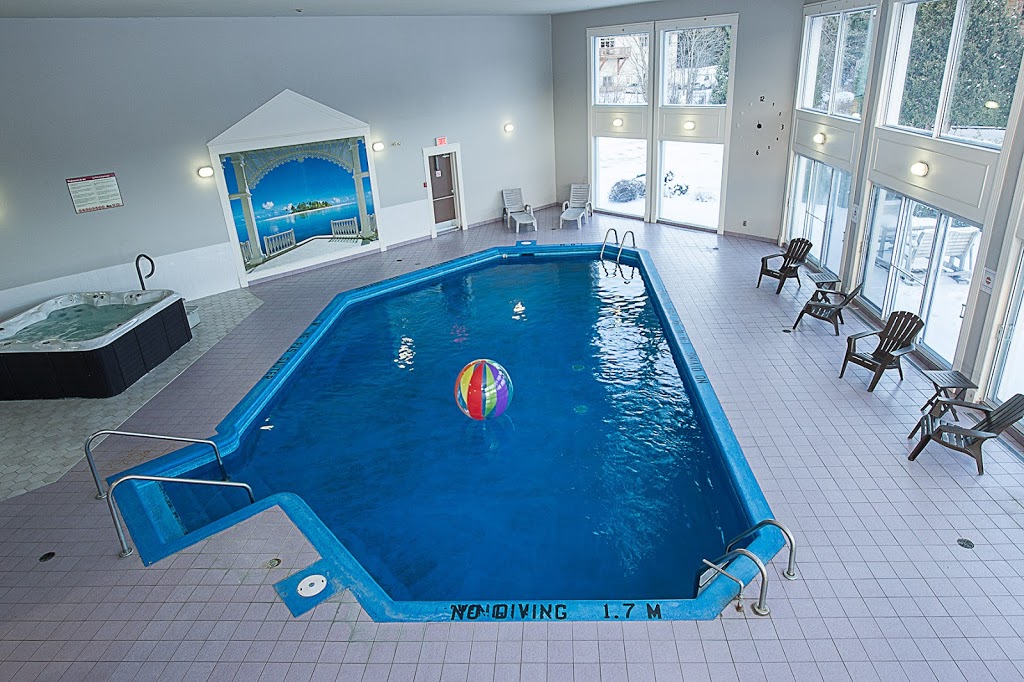 Hôtel Vacances Tremblant | 330 QC-117, Mont-Tremblant, QC J8E 2X3, Canada | Phone: (800) 667-8936