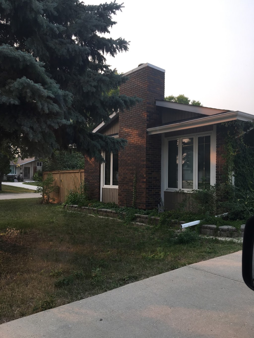 MAYArt school | 75 Lake Albrin Bay, Winnipeg, MB R3T 4P2, Canada | Phone: (204) 421-2004