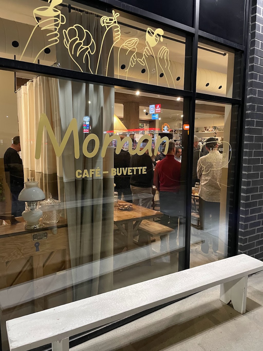 Signé Moman | 216 Rue Saint-Jacques, Saint-Jacques, QC J0K 2R0, Canada | Phone: (450) 397-0677