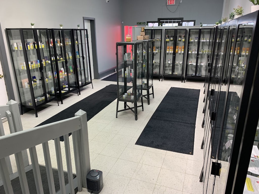 VIP Cannabis Co. | Harriston | Cannabis Dispensary | 29 Elora St S, Harriston, ON N0G 1Z0, Canada | Phone: (519) 338-1117