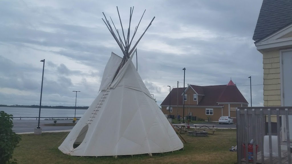 Indian Arts and Crafts of North America | 4 Eagle Feather Trail, Prince Edward Island C0B 1P0, Canada | Phone: (902) 831-2653