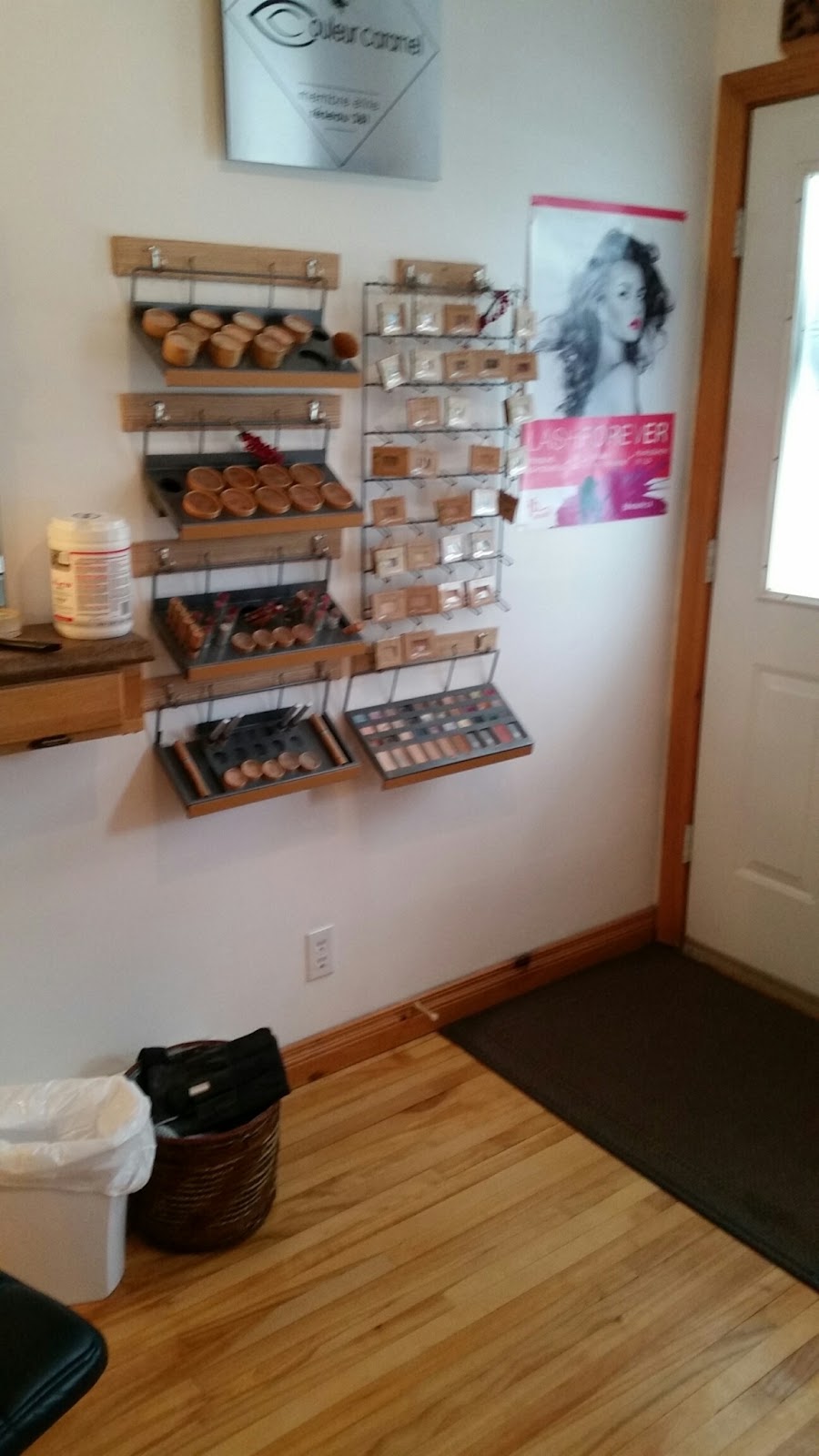 Esthétique Josée Hébert | 178 Rue Principale, Saint-André-Avellin, QC J0V 1W0, Canada | Phone: (819) 210-4592