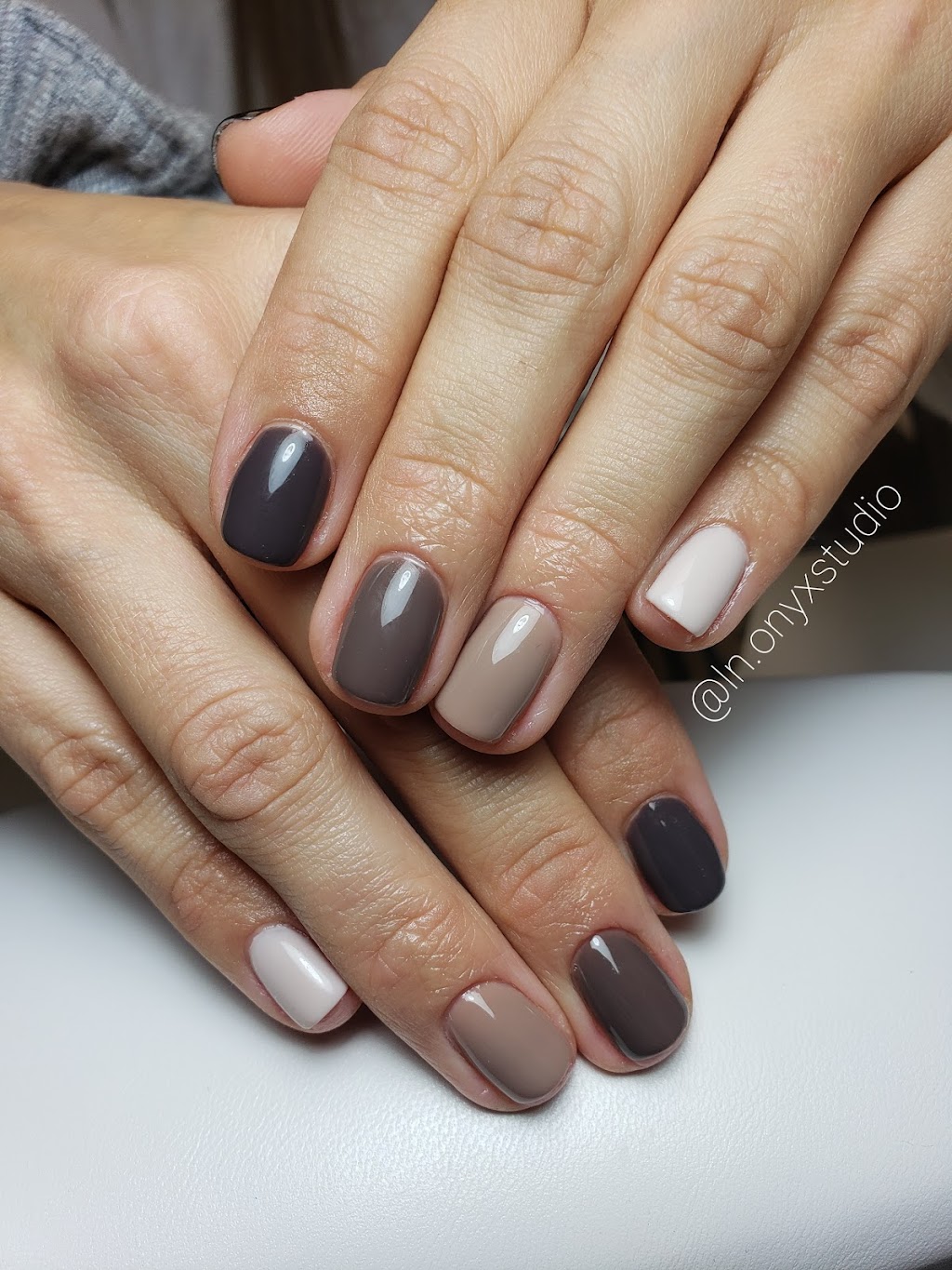 ONYXstudio | 195 Griffin St N, Smithville, ON L0R 2A0, Canada | Phone: (289) 440-4339