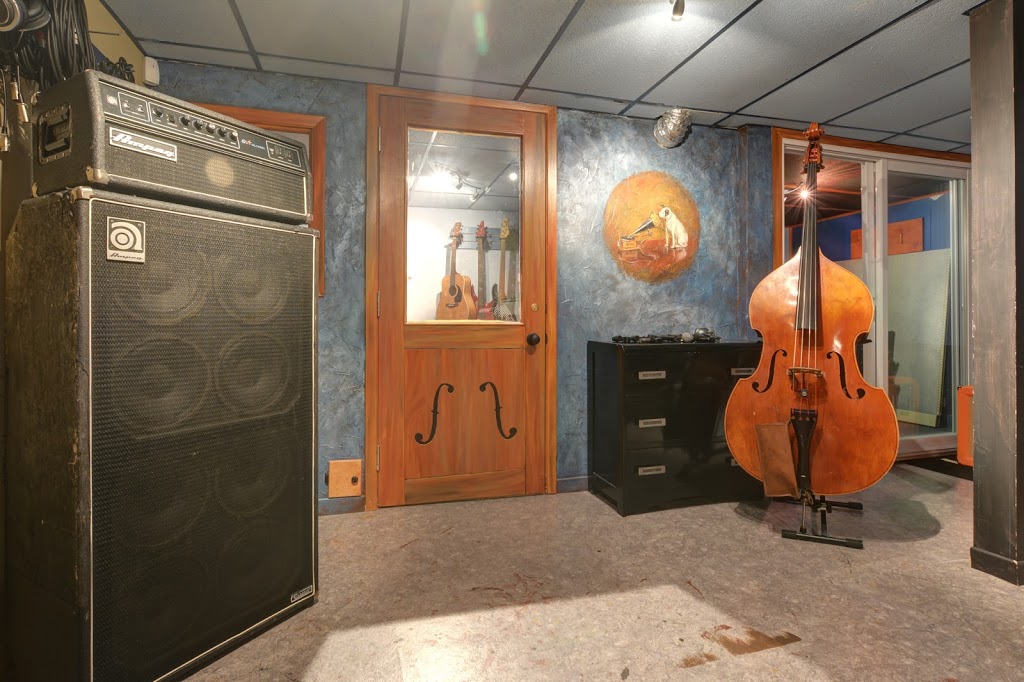 Studio Rec | 61 Rue Audubon, Québec, QC G2M 1A4, Canada | Phone: (418) 559-2406
