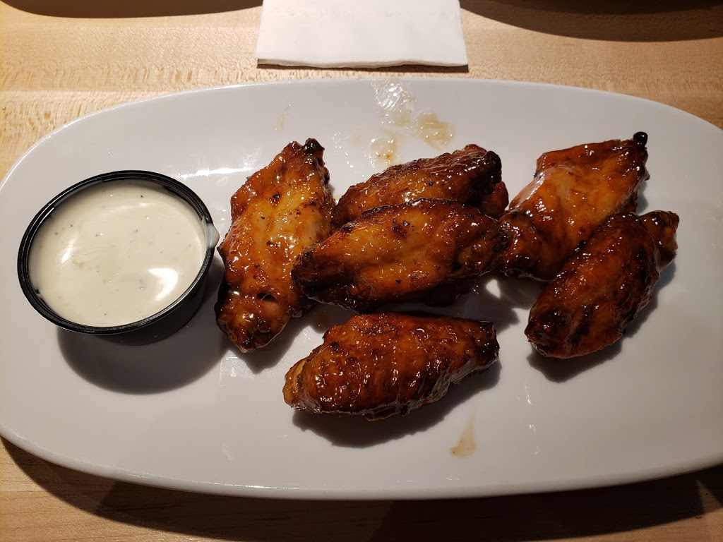 Boston Pizza | 215 La Verendrye Blvd, Morden, MB R6M 1A2, Canada | Phone: (204) 822-3222