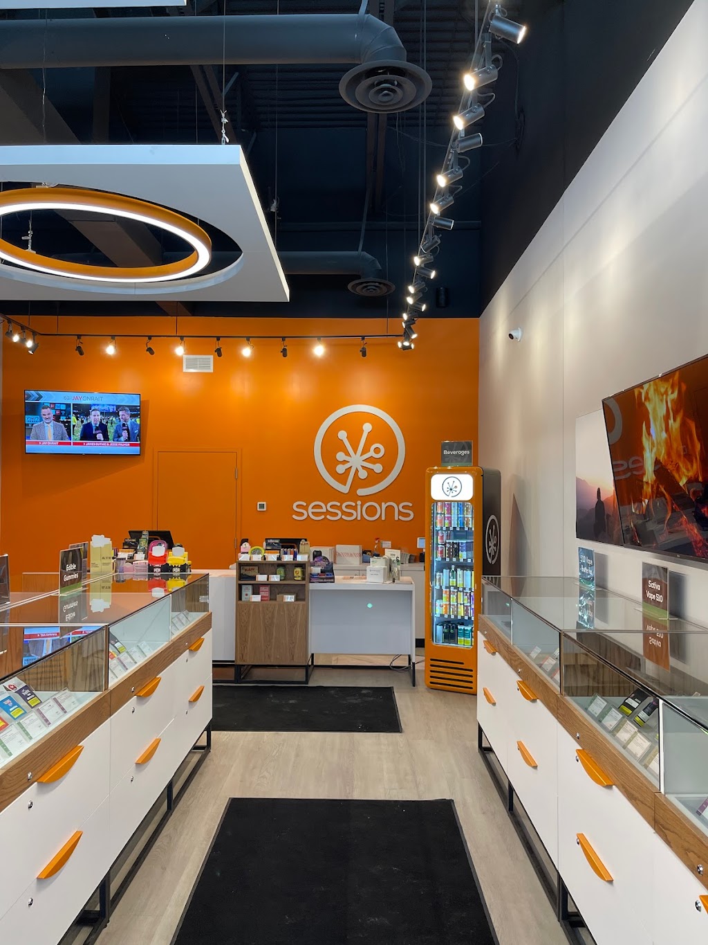 Sessions Cannabis Tottenham | 130 Mill St E Unit #6, Tottenham, ON L0G 1W0, Canada | Phone: (705) 440-6866