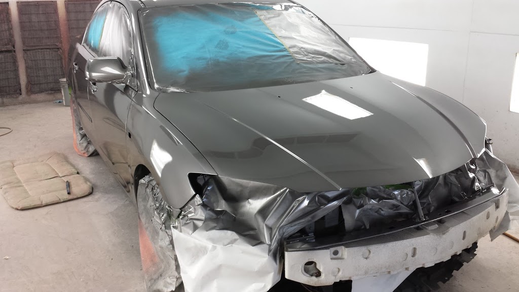 Carrosserie C M R Enr | 2741 Boulevard Industriel, Chambly, QC J3L 4W3, Canada | Phone: (450) 658-9999