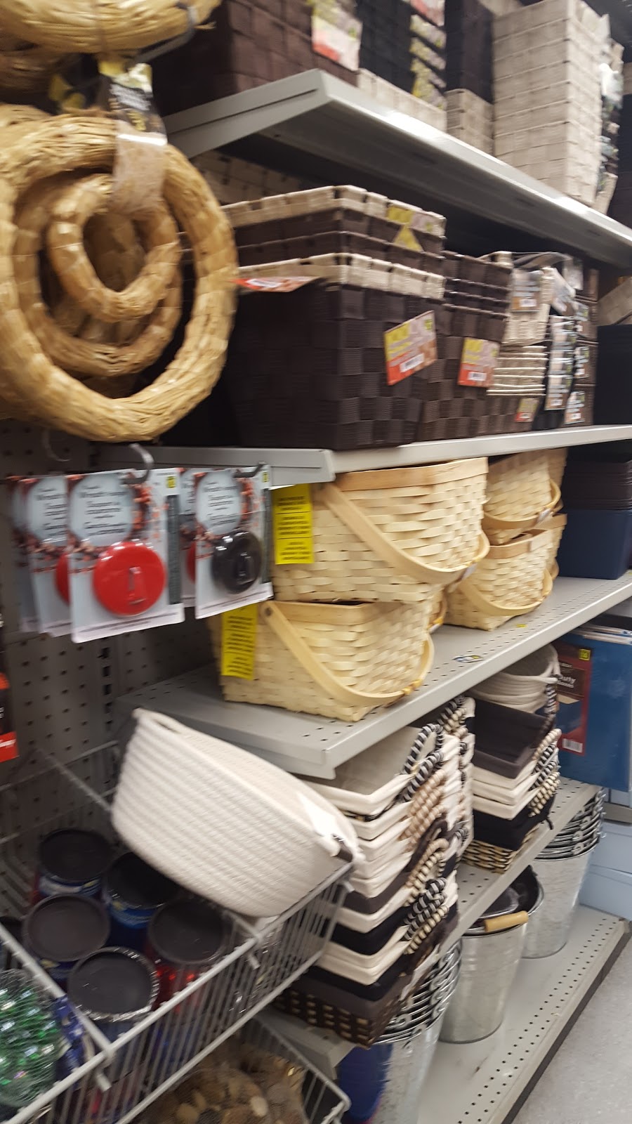 Dollarama | 2393 Ness Ave, Moray Plaza, Winnipeg, MB R3J 1A5, Canada | Phone: (204) 888-9706