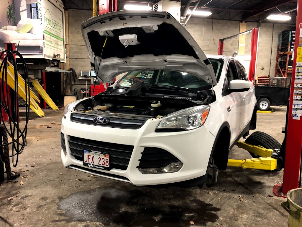 Streetwise Automotive & Truck Centre | 4120 Ridgeway Dr Unit 30, 31, 32, 33, Mississauga, ON L5L 5R5, Canada | Phone: (905) 828-4554