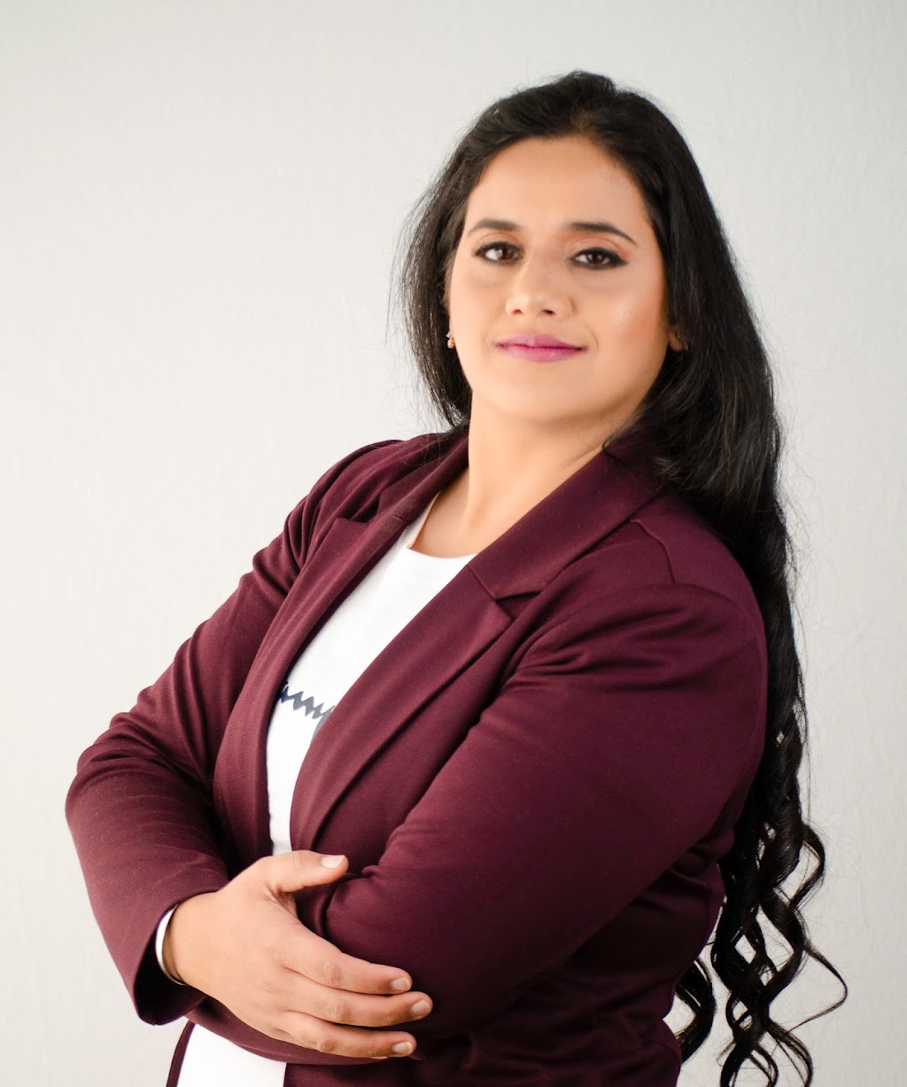 Look Sharp Headshots | 308 Archdekin Dr, Brampton, ON L6V 1Z5, Canada | Phone: (647) 562-7611