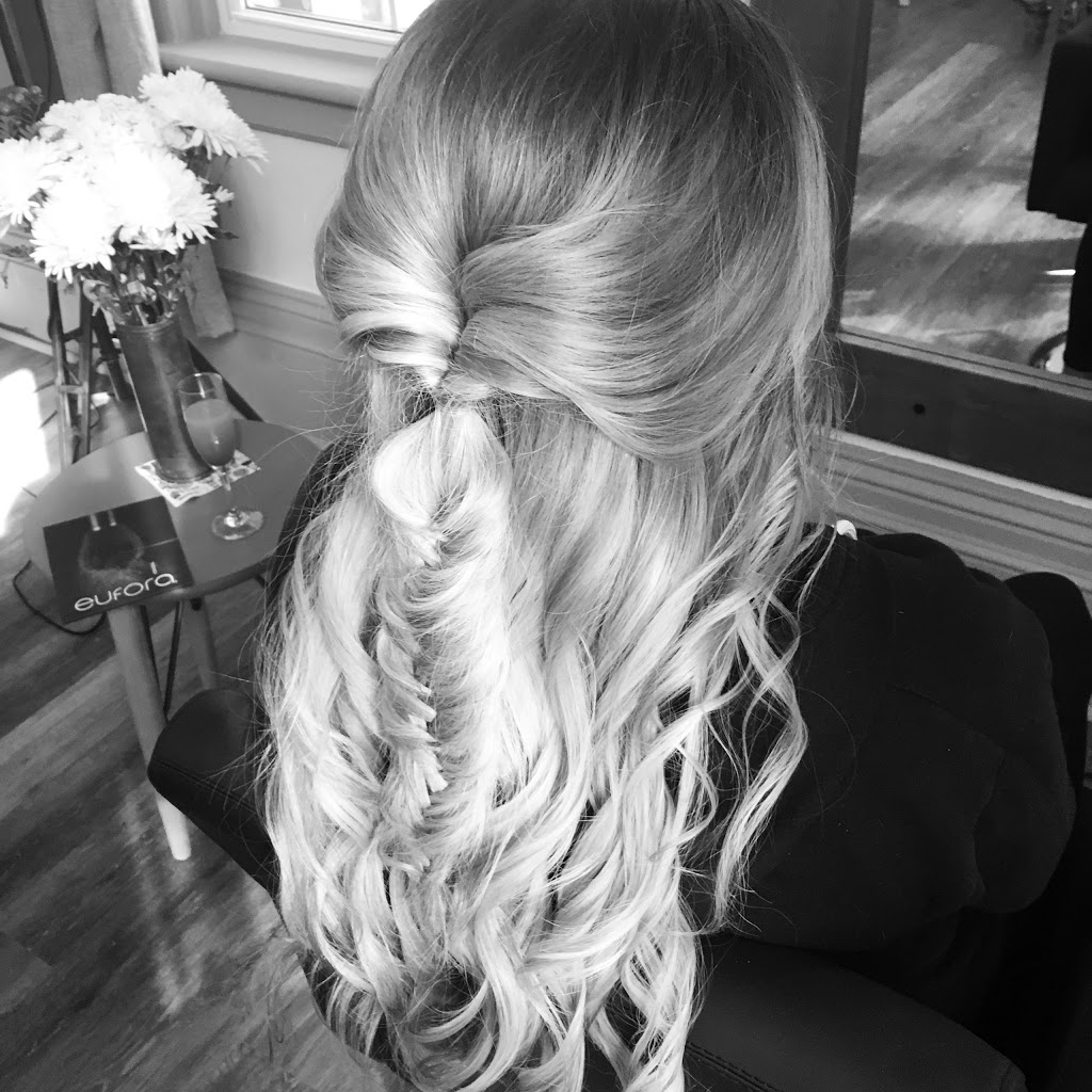 Katherine Rose Hair Studio | 41 Bond St W, Lindsay, ON K9V 3P7, Canada | Phone: (705) 886-1777