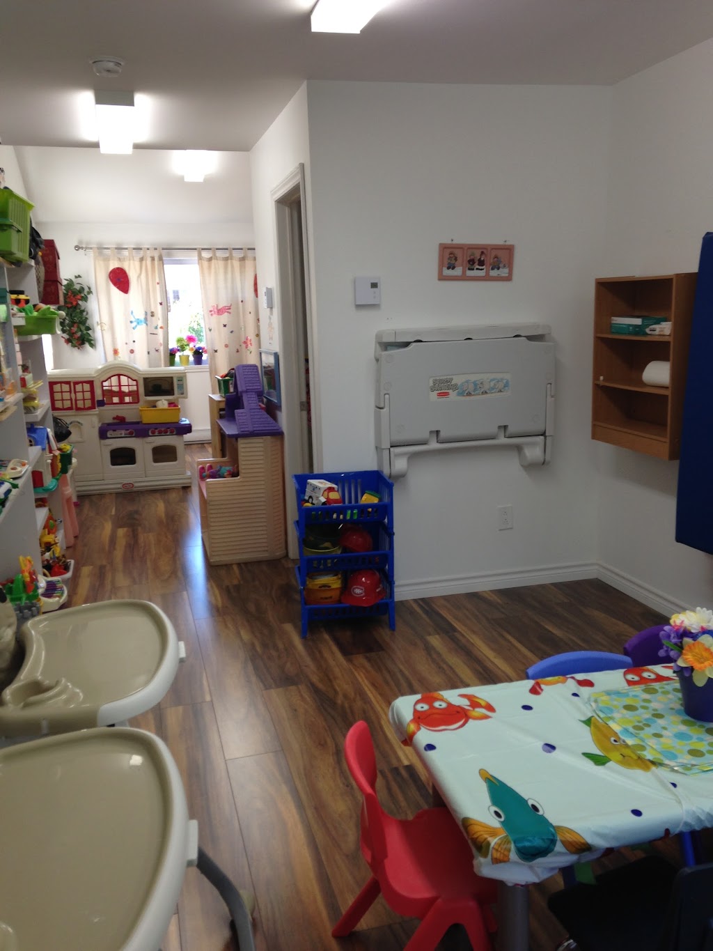 Service Garde Reconnu Les Petits Papillons De Marie-Josée Tardif | 130 Rue Chicoine, Lavaltrie, QC J5T 2N4, Canada | Phone: (450) 586-6988