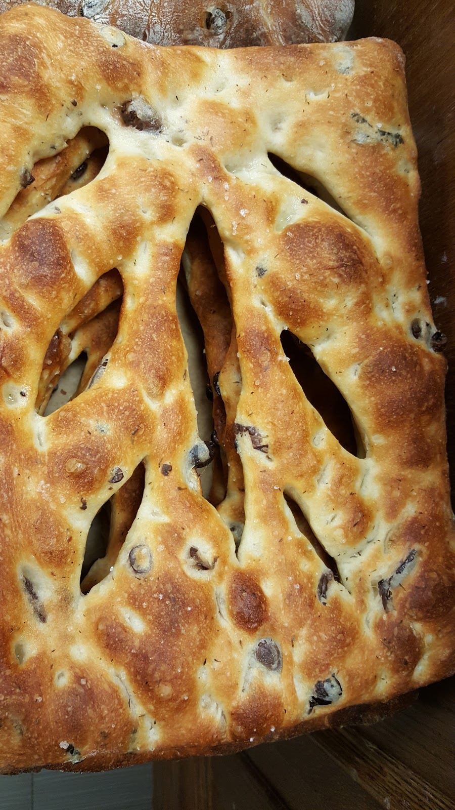 R Bakery | 2588 Finch Ave W, North York, ON M9M 2G3, Canada | Phone: (416) 749-2220