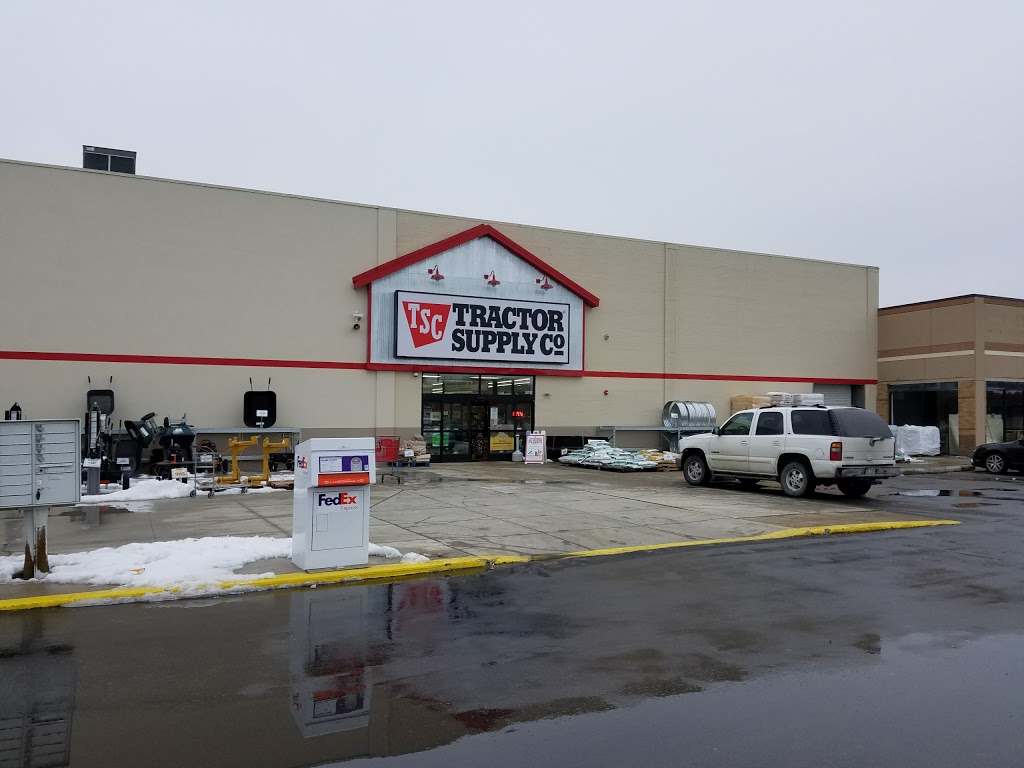 Tractor Supply Co. | 3200 Gratiot Blvd, Marysville, MI 48040, USA | Phone: (810) 388-0564