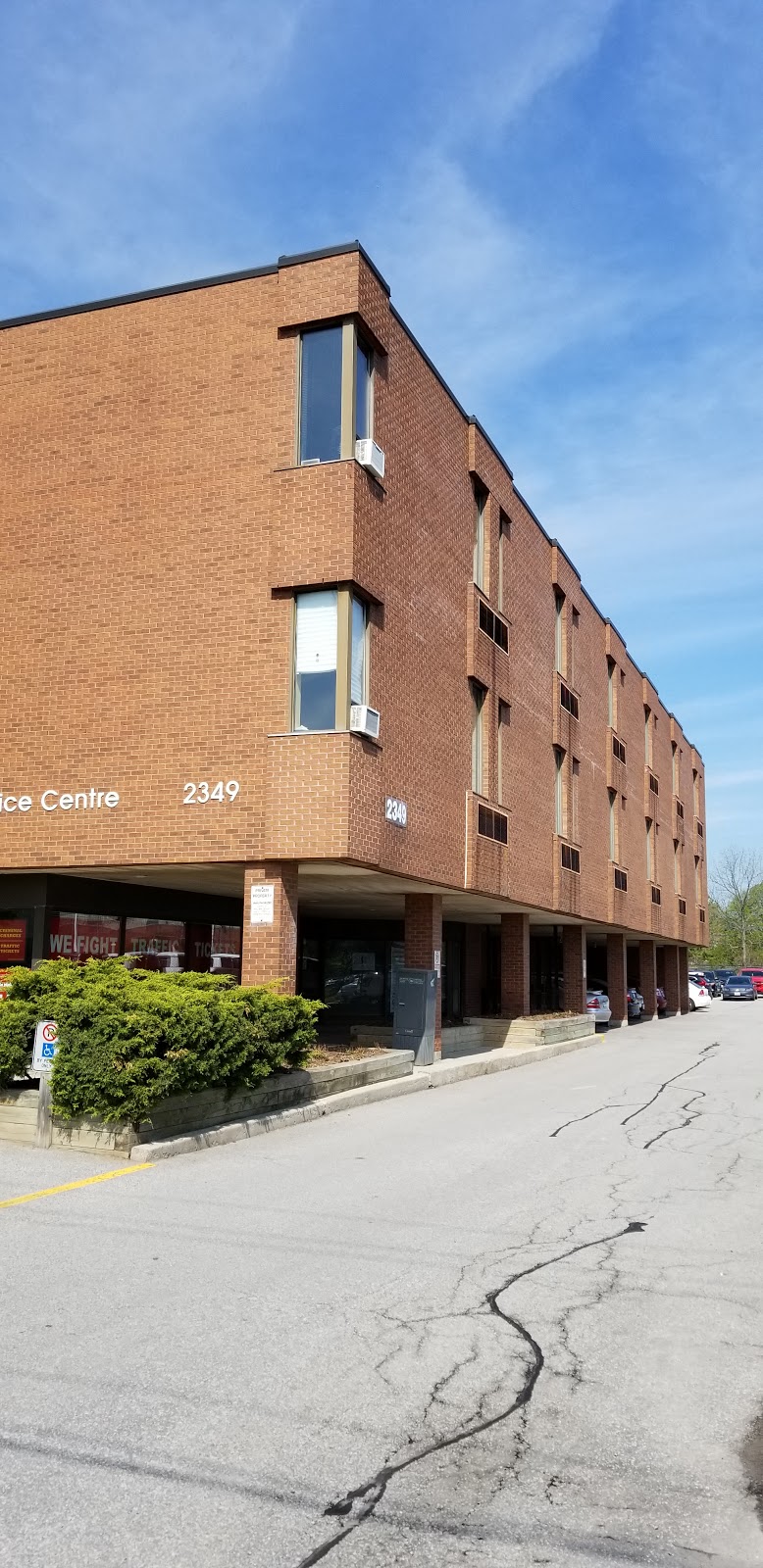 Lara Internet | 2349 Fairview St #304, Burlington, ON L7R 2E3, Canada | Phone: (888) 527-2477