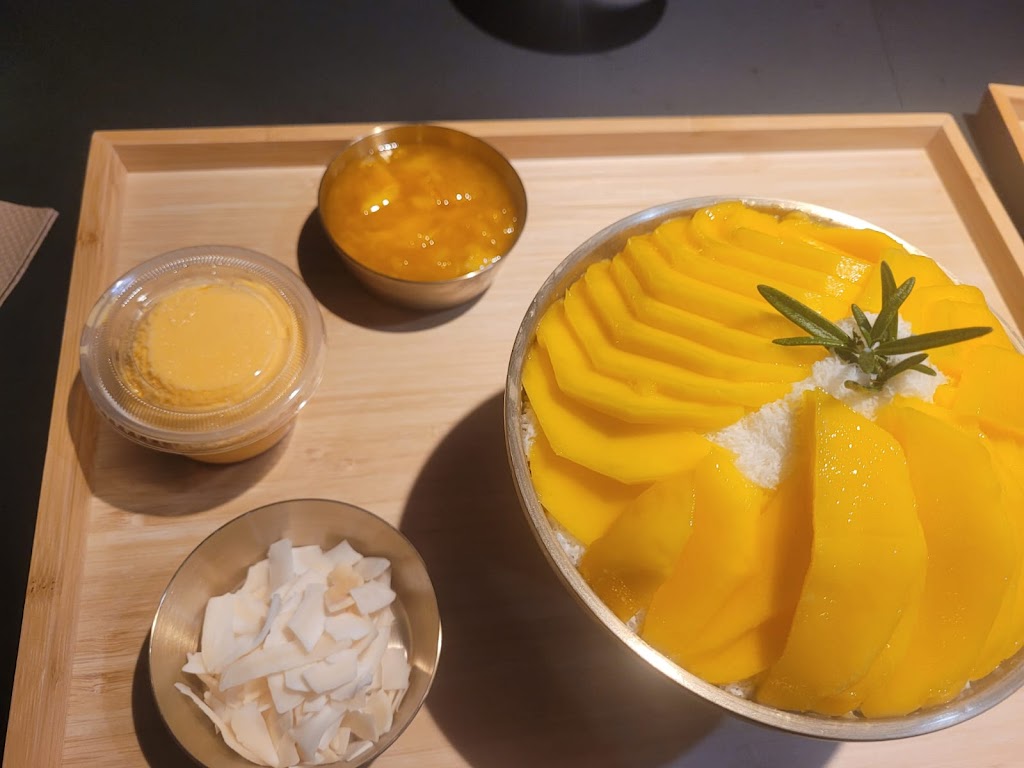 THE KON DOG Korean Hotdog and Bingsu | 771 Bedford Hwy unit 7, Bedford, NS B4A 1A1, Canada | Phone: (902) 835-5808