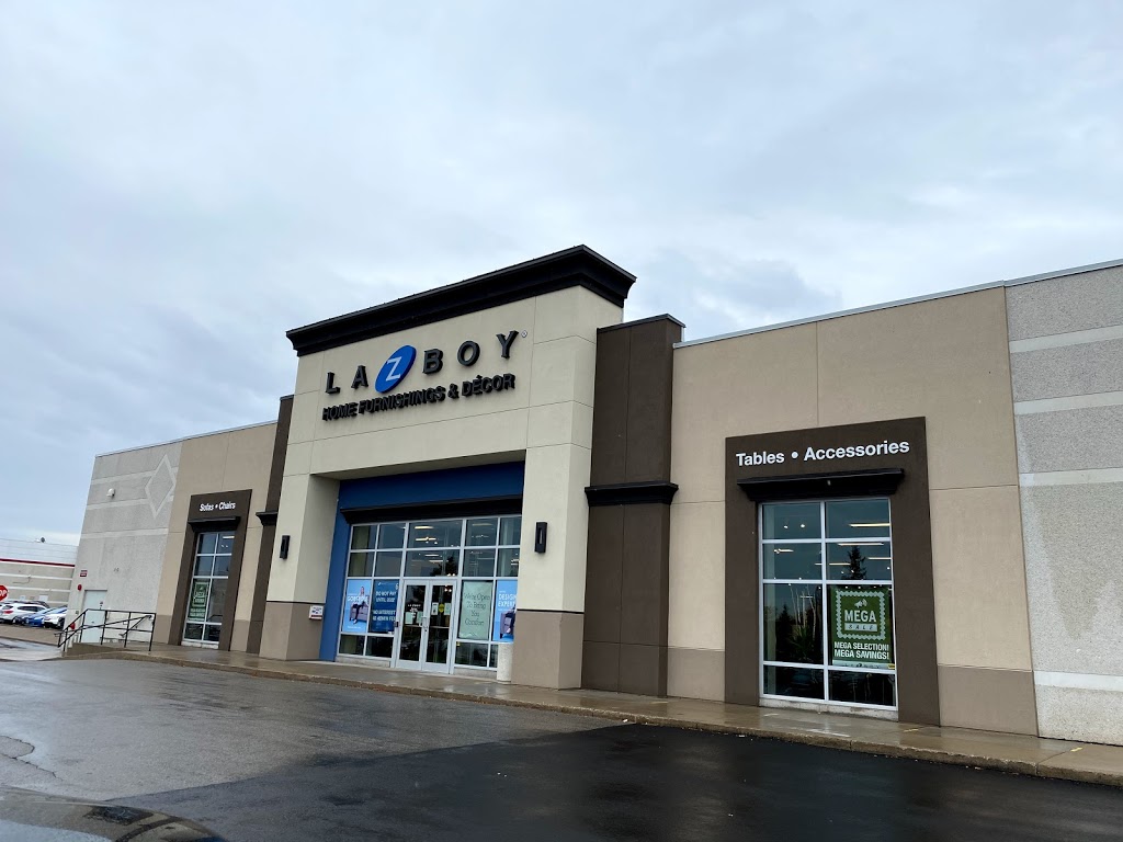 La-Z-Boy Home Furnishings & Décor | 5950 Rodeo Dr Unit #6, Mississauga, ON L5R 3V6, Canada | Phone: (905) 499-0799