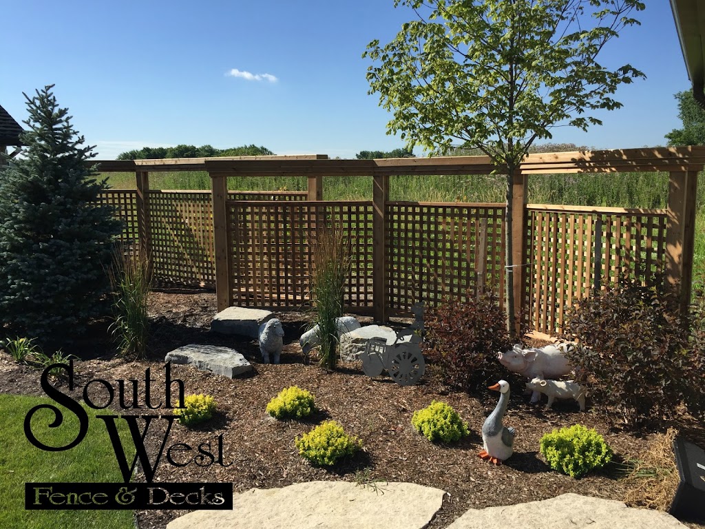 Southwest Fence & Decks | 1808 London Line, Sarnia, ON N7W 1A1, Canada | Phone: (519) 337-4222