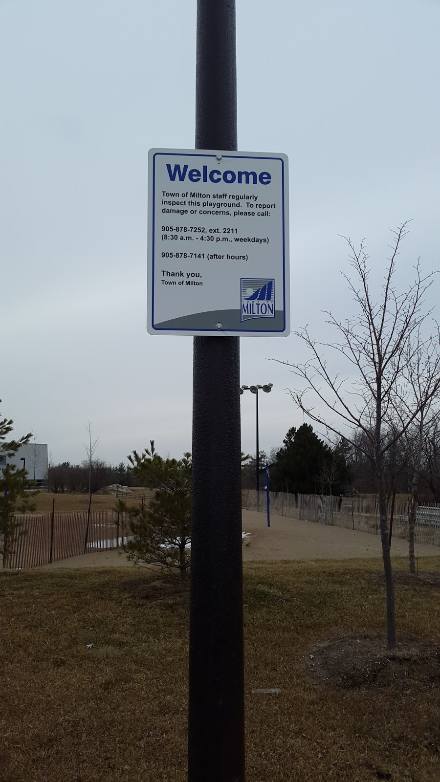 Milton Community Park | Santa Maria Blvd, Milton, ON L9T 6W2, Canada
