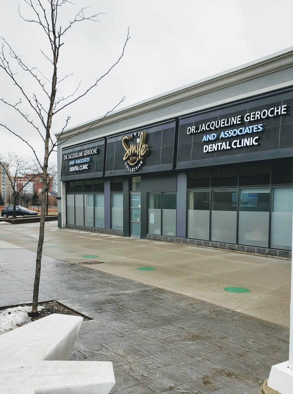 The Smile Collective Dental Clinic Dr. Jacqueline Geroche & Asso | 4555 Hurontario St, Mississauga, ON L4Z 3L9, Canada | Phone: (905) 272-3455
