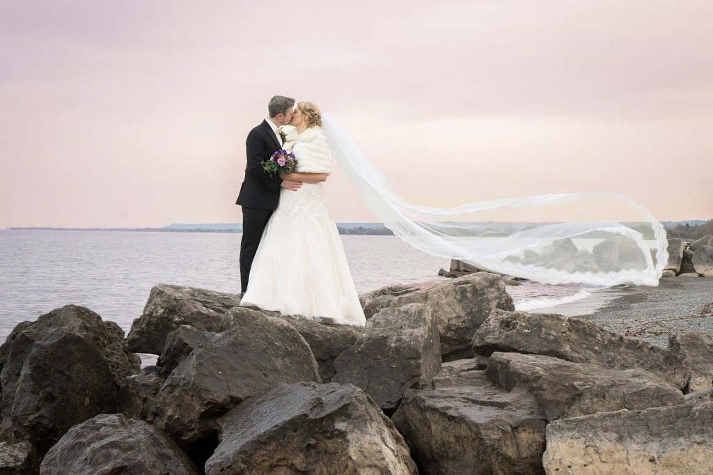 Vangaaard Wedding + Portrait Photography | 47 Ridgewood Crescent, Cambridge, ON N1S 4B1, Canada | Phone: (416) 721-0502