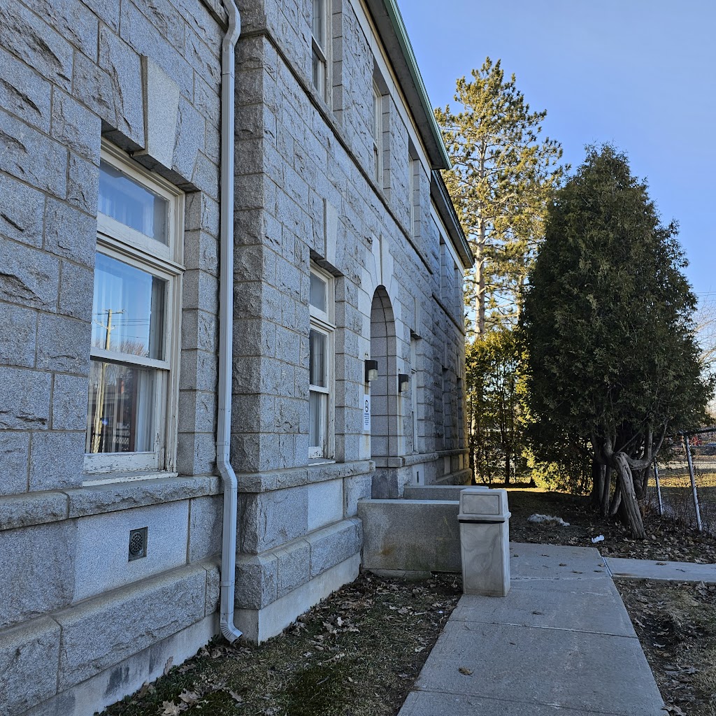 La Belle Chapel | 500 Rue Murray, Sherbrooke, QC J1G 2K6, Canada | Phone: (819) 826-5205