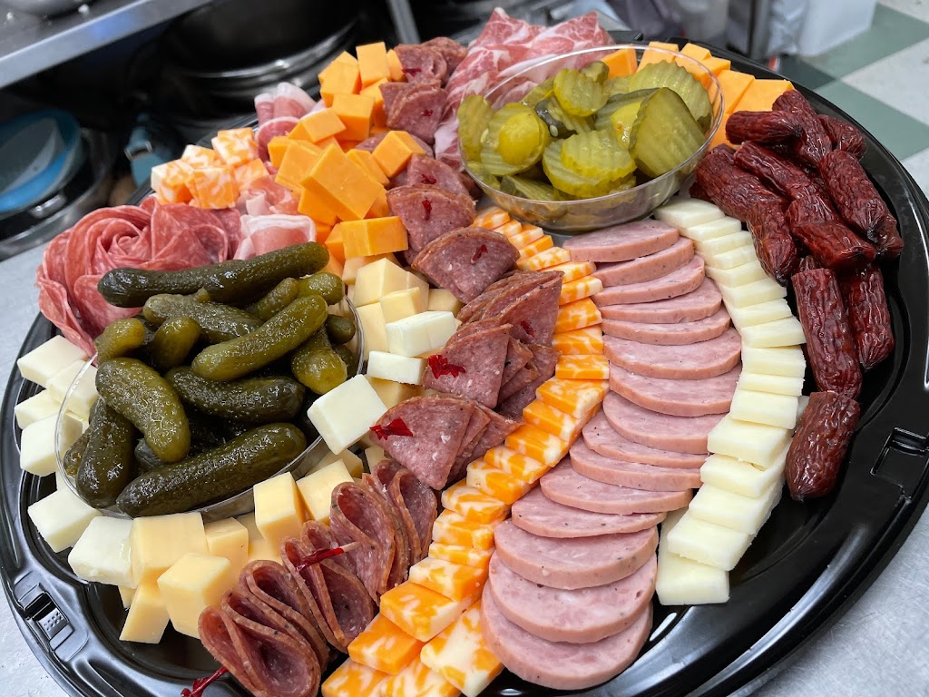 Simply Delicious | 330 Durham St E, Walkerton, ON N0G 2V0, Canada | Phone: (519) 881-2444