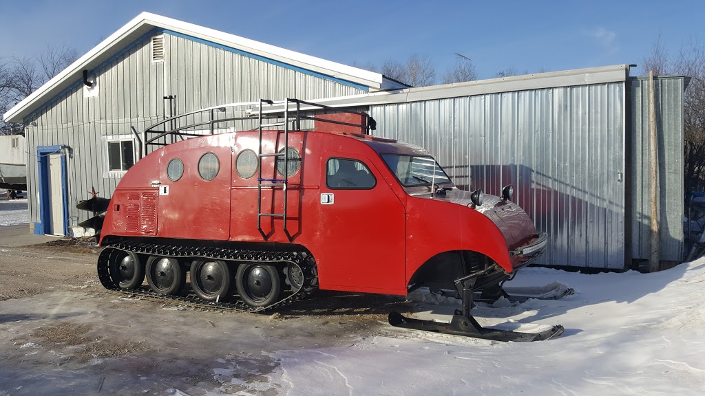 Sveinson fish | 108123, Provincial Trunk Hwy 9, Gimli, MB R0C 1B0, Canada | Phone: (204) 642-8889