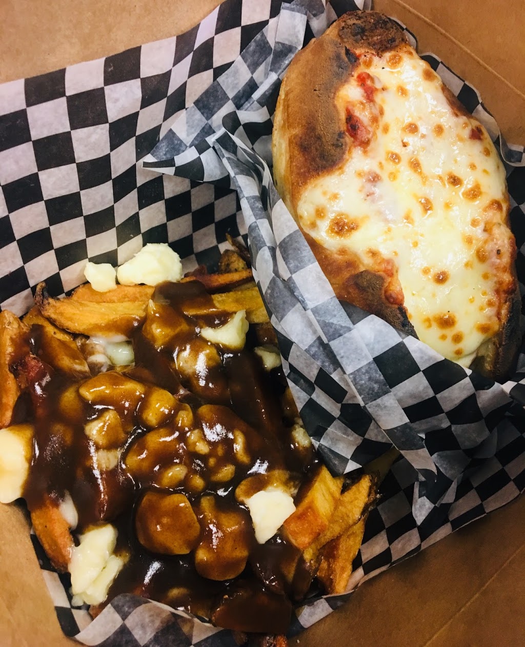 ANGELAS TAKEAWAY FOOD COMPANY | 45 Broadway, Tillsonburg, ON N4G 3P4, Canada | Phone: (519) 688-3111