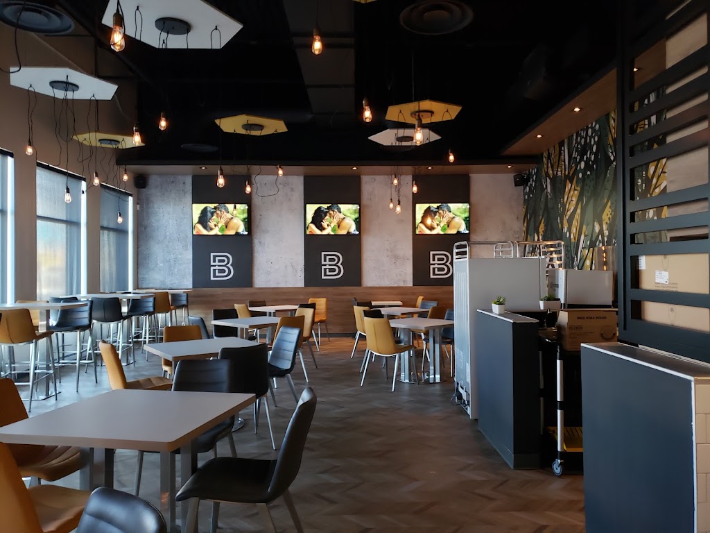 Le B resto Bar | 2555 Rue Dutrisac, Vaudreuil-Dorion, QC J7V 7E6, Canada | Phone: (450) 455-0569