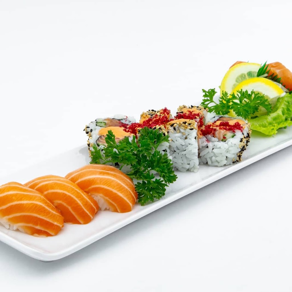 Makira Sushi | 2295 Wharncliffe Rd S, London, ON N6P 1A7, Canada | Phone: (519) 652-3077