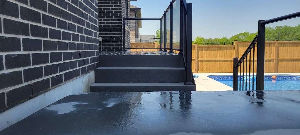 Darling Decks | 46 Bond St, London, ON N6C 1W3, Canada | Phone: (519) 902-6513