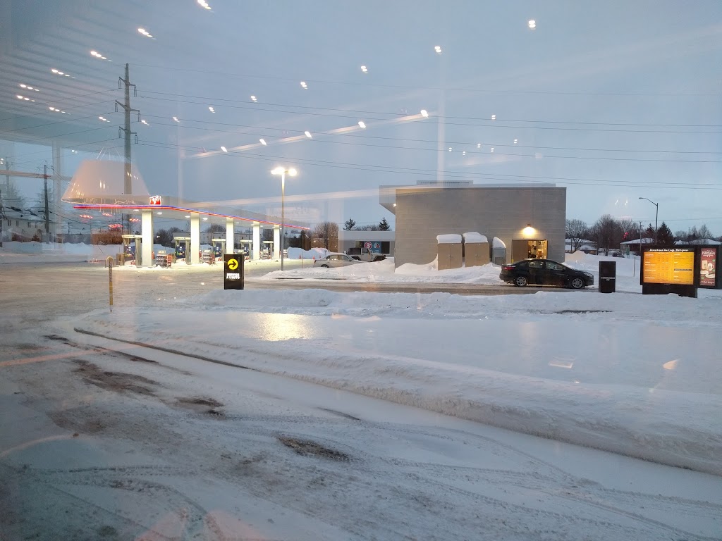 Couche-Tard | 1781 Rue du Marais, Québec, QC G1M 0A2, Canada | Phone: (418) 682-6677