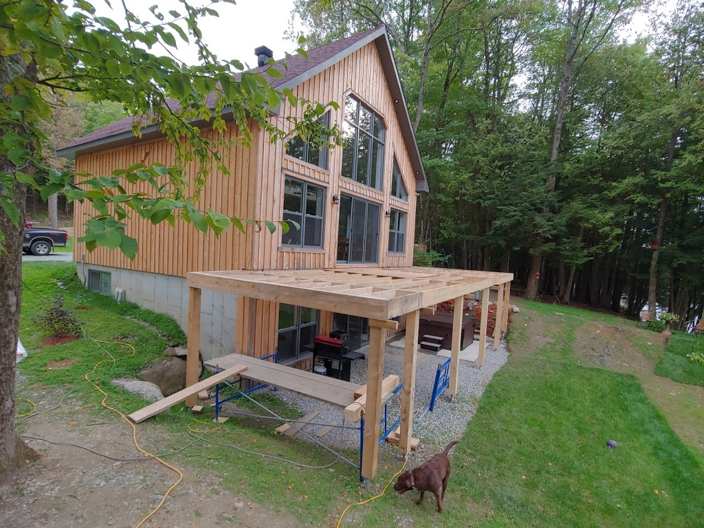 Construction Bolton | 320 Rang Vincent, Saint-Étienne-de-Bolton, QC J0E 2E0, Canada | Phone: (819) 679-3050