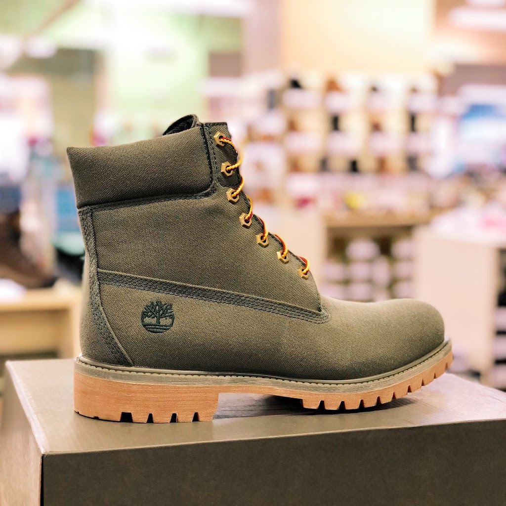 Factory Shoe Outlet/Emille Shoes Ltd | 2394 Fairview St, Burlington, ON L7R 2E4, Canada | Phone: (905) 632-9688