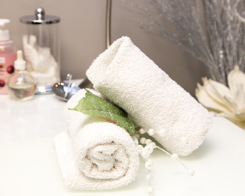 Re-Treat Day Spa & Salon | 133 Curtis St, St Thomas, ON N5P 4A5, Canada | Phone: (519) 472-8867