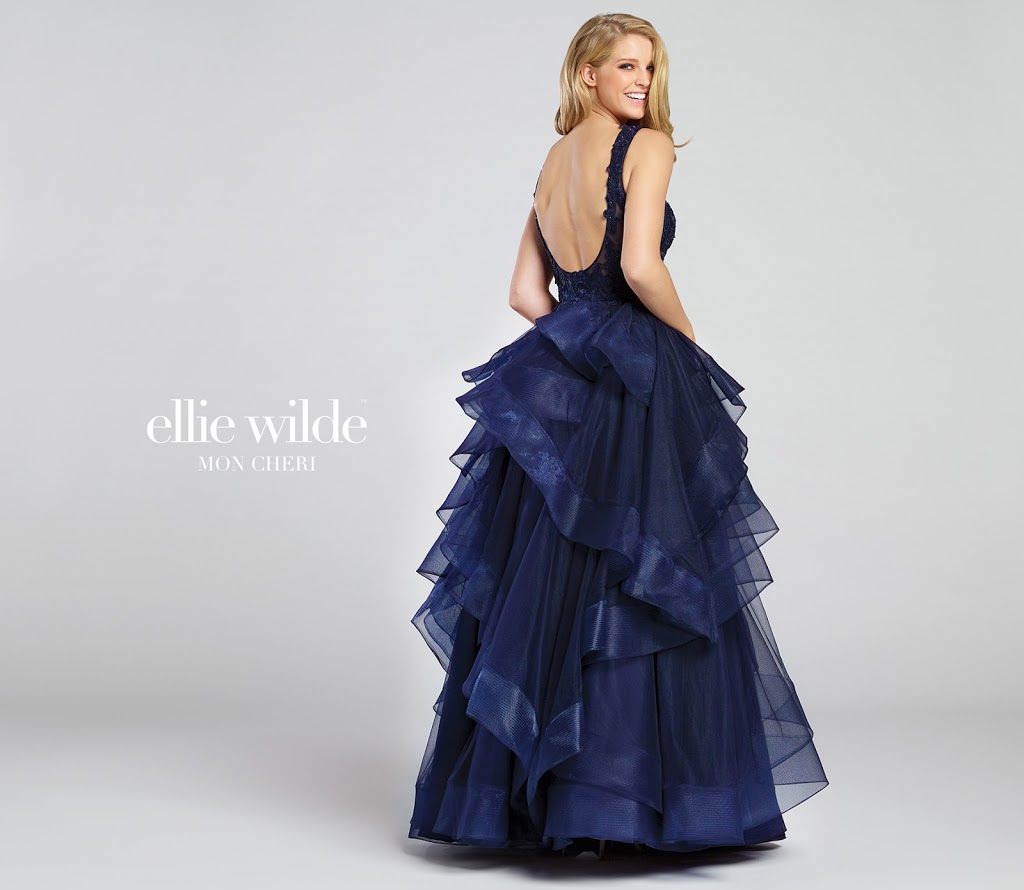 Moscatel Bridal Boutique | 6443 Russell Rd, Carlsbad Springs, ON K0A 1K0, Canada | Phone: (613) 425-1123