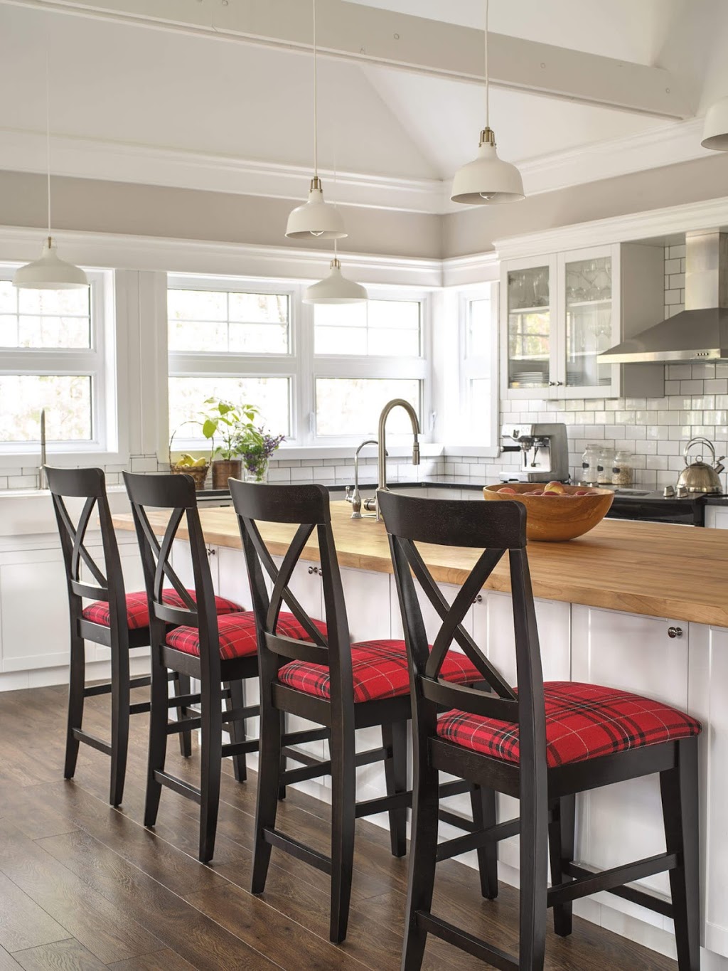 La-Z-Boy Furniture Galleries - Ottawa | 1750 Cyrville Rd, Gloucester, ON K1B 3L8, Canada | Phone: (613) 749-0001