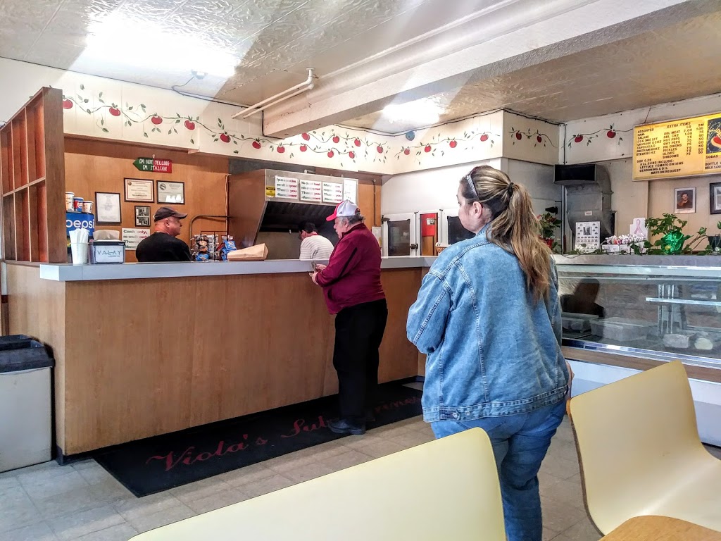 Violas Submarine House | 1717 Elmwood Ave, Niagara Falls, NY 14301, USA | Phone: (716) 282-7094