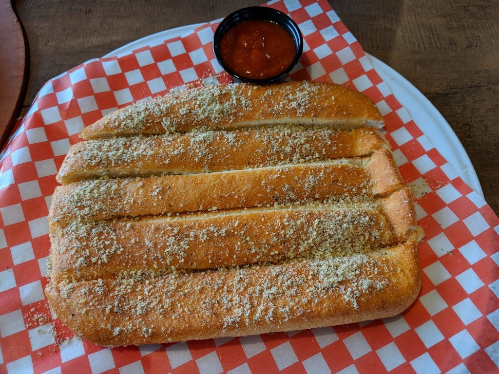 Pizza Hut | 2525 Quance St E, Regina, SK S4V 2X8, Canada | Phone: (306) 791-3020