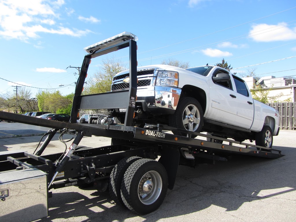 Aria Towing | 215 Ewen Ave, New Westminster, BC V3M 5B3, Canada | Phone: (604) 670-5056